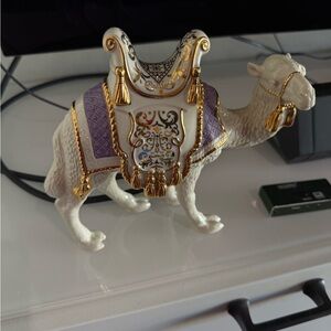 Lenox first blessing nativity standing camel amethyst - no box